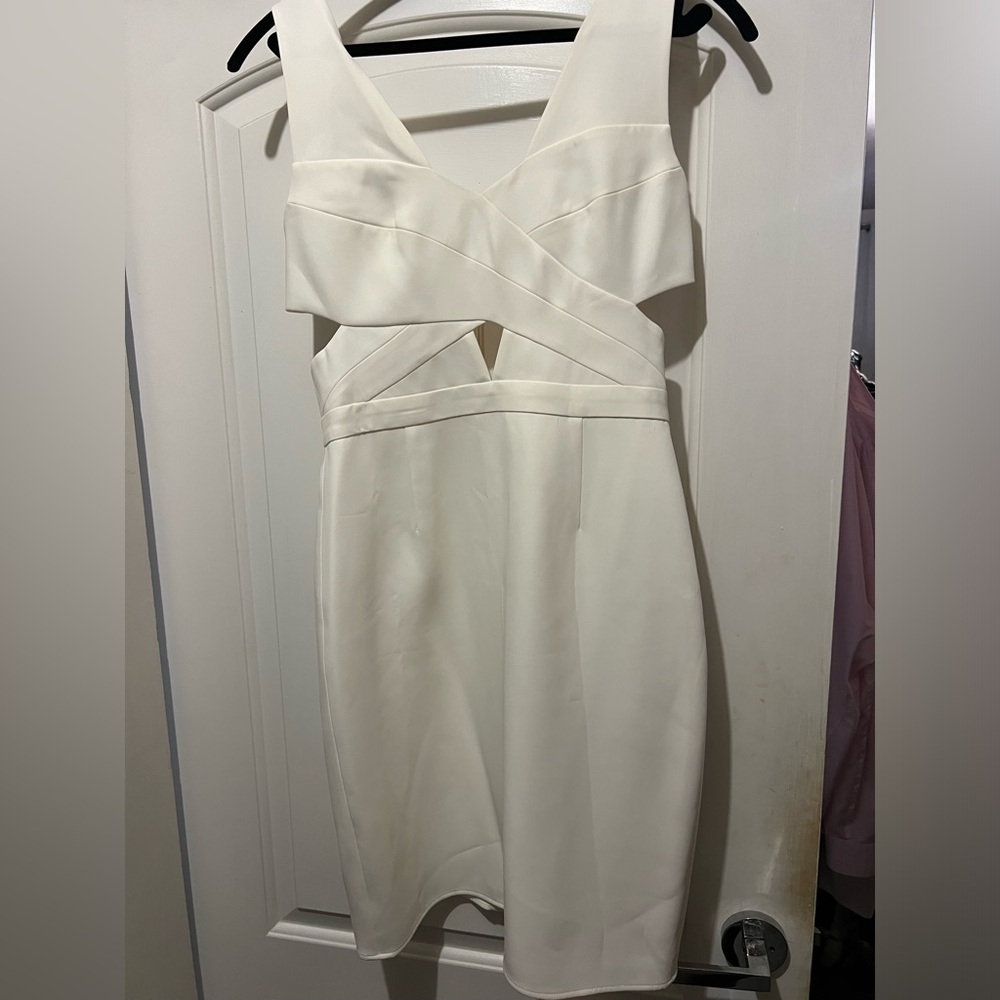 BCBG CUTOUT WHITE COCKTAIL DRESS